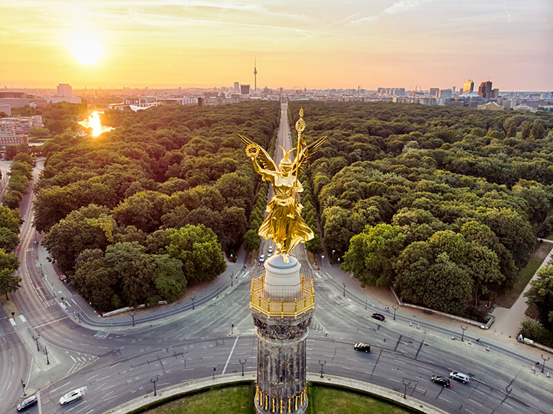 Hotel in Berlin nahe der Siegessäule und dem Tiergarten Hotel in Berlin nahe der Siegessäule und dem Tiergarten