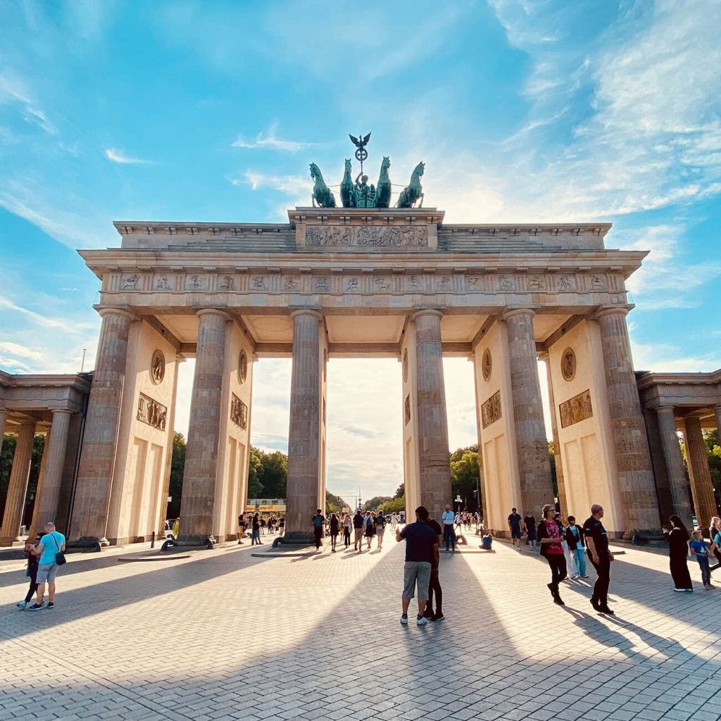 Brandenburger Tor in Berlin als absolutes Must-See bei einem Städtetrip mit Hotel